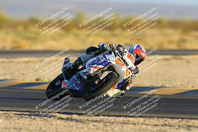 media/Nov-17-2024-CVMA (Sun) [[1fec520723]]/Race 18-Supersport Middleweight/